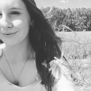 Meet your Posher, Savannah